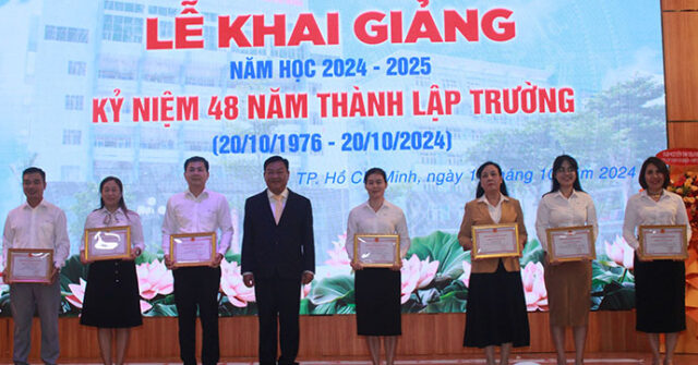 Trường Cao đẳng Công thương TPHCM đón chào 3.588 tân sinh viên bước vào năm học mới 2024 -2025