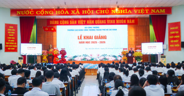 Trường Cao Đẳng C&ocirc;ng Thương TP.HCM Tổ Chức Lễ Khai Giảng Năm Học 2025 &ndash; 2026