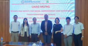 Trường Cao đẳng C&ocirc;ng Thương TP.HCM tiếp đ&oacute;n v&agrave; l&agrave;m việc c&ugrave;ng Tổ chức ASSIST